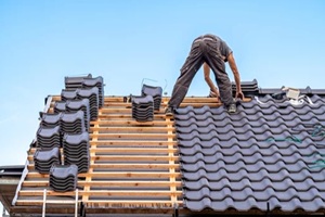 ceramic roof covering, construction of a new roof of a family house